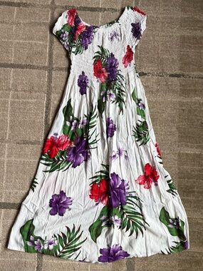 Aloha Fashion Hawaiian Maxi Dress One Size Hibiscus Red and Purple